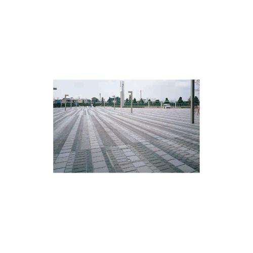 681976_03.jpg