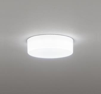 841670_02.jpg