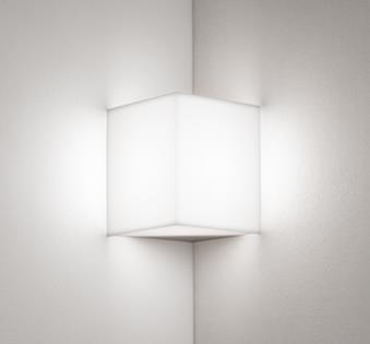 844704_02.jpg