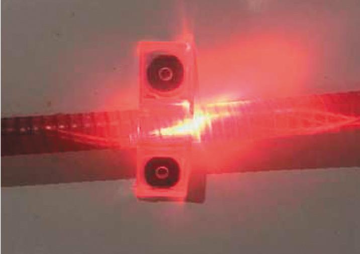 975412_03.jpg