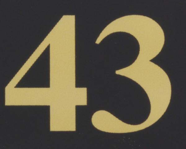 01224889_03.jpg